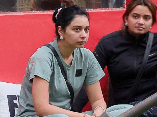 BB 19, मालती चाहर की एंट्री पर नीलम-तान्या भड़कीं:बोलीं- ग्रुप में हमारी जगह लेना चाहती है, नीलम ने कहा- मन किया दो चांटे मारूं